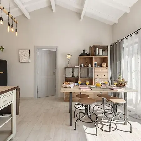 Casita By The Castle Obidos